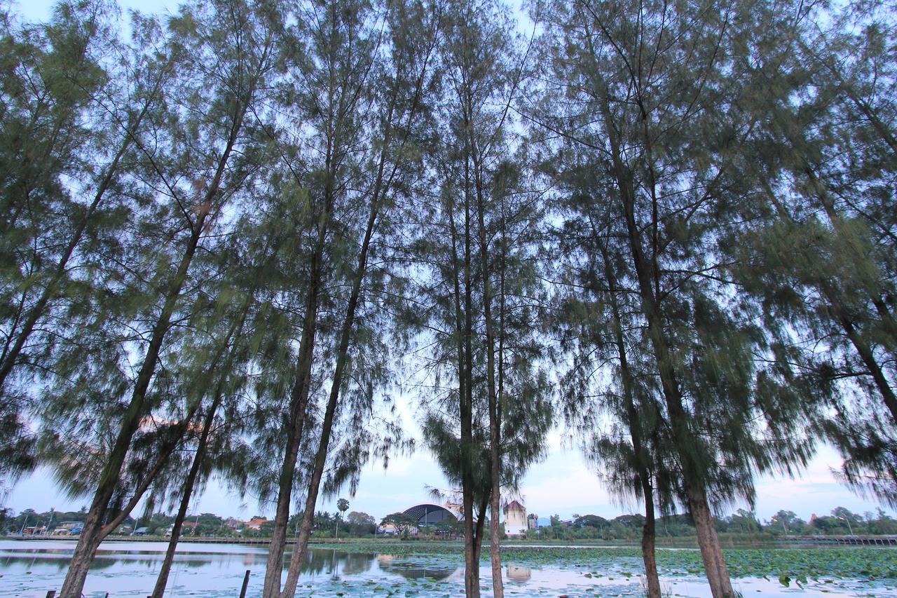 โรงแรมนางรอง Exterior photo